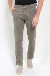 Cardinal Celana Panjang Chinos Skinny Pria E0142BK12H